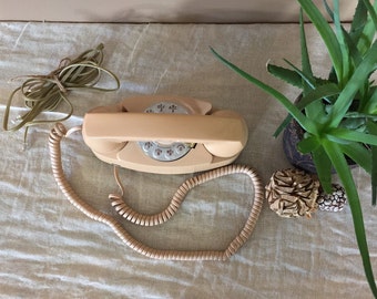 Working Vintage Rotary Phone / Rotary Phone / Vintage Phone / Vintage Telephone / Rotary Telephone/ Bell Systems Phone