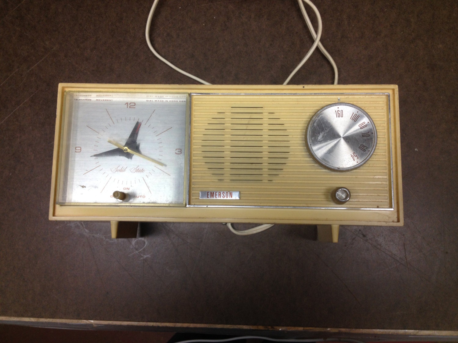 Rare Retro Vintage Emerson Clock Radio Model 31L57A Unique