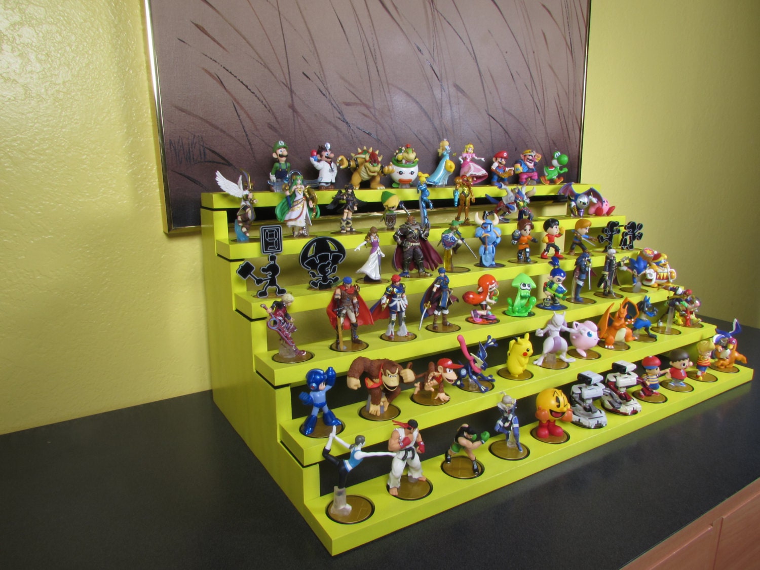 master sword amiibo stand