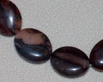 Beautifully Variegated Red 21x16mm Flat Oval Natural Canyon Marble Gemstone Beads (15" strand)