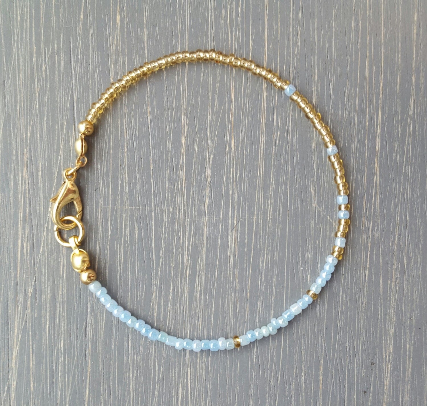 Simple Stunning Seed Bead Friendship Bracelet // Gold