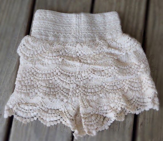 Scalloped Lace Shorts Toddler Lace by LilDarlinsBOWtique on Etsy