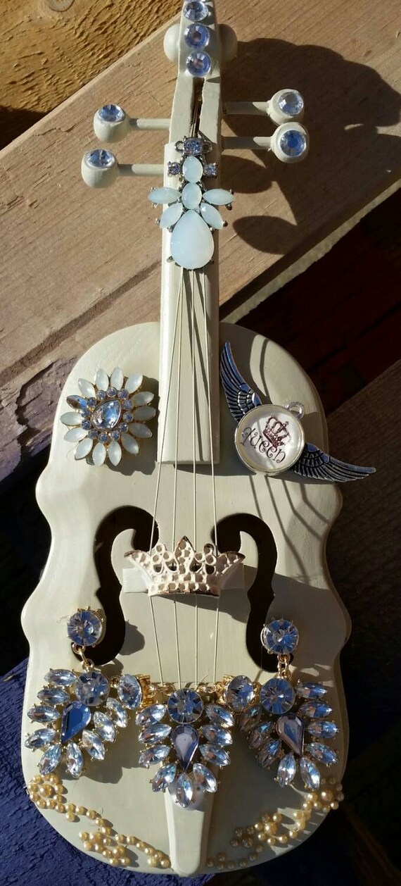Items similar to Violin wall hanging on Etsy