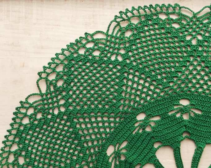 16 inch Doily, Easter Green Table Decor, Green Crochet Lace Doily, Green Decoration, Lace Table Centerpiece, Rustic Doily, Large Lace Doily