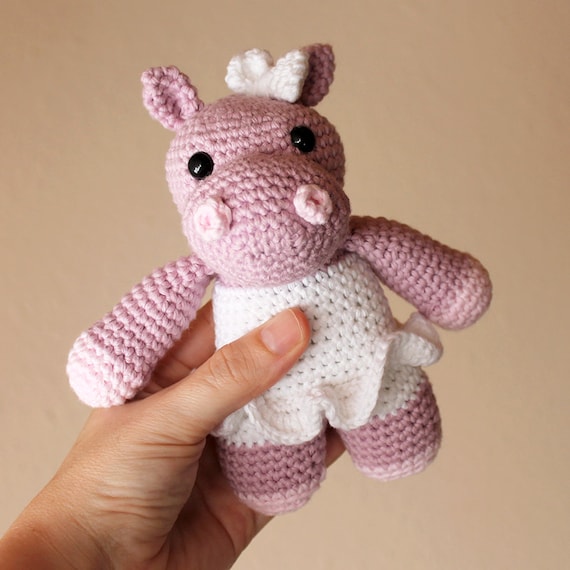 Hippo - Animalius. Amigurumi Pattern PDF.