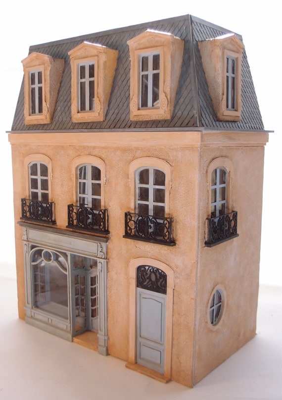 1 scale dollhouse