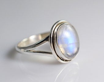Moonstone ring | Etsy