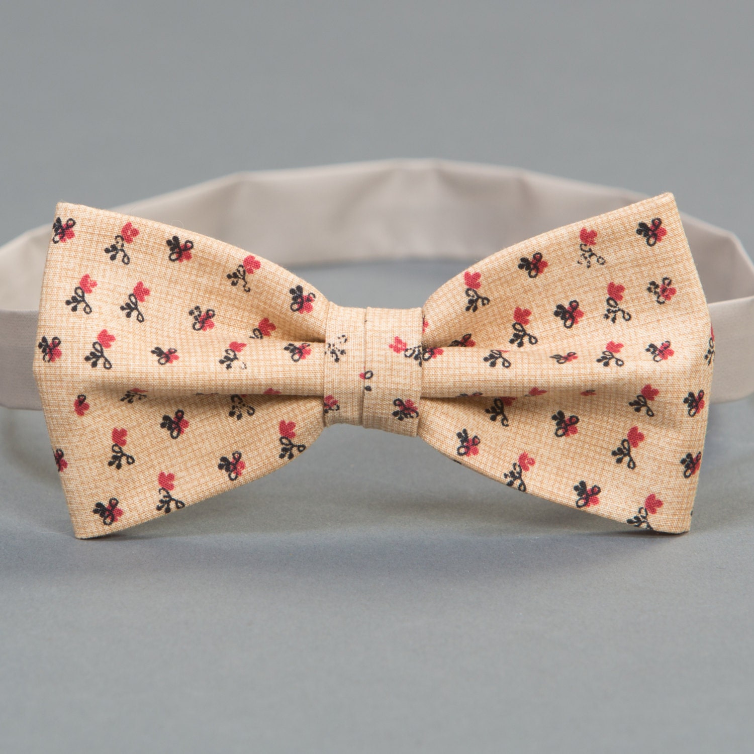 Handmade Bowtie / Kurland / funny bowties