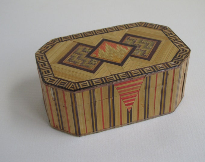 Vintage jewellery box, Vintage bamboo or reed covered box, red lined trinket box, ring box, keepsake case
