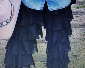 Ladies womens ruffled black pants small medium