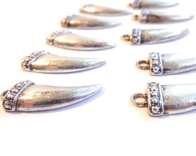 10 Antique Silver-tone Claw Charms