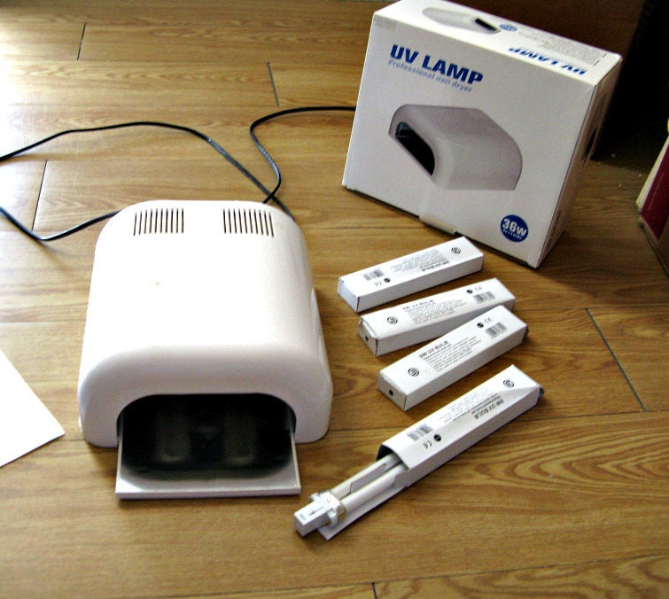 Resin craft UV lamp. 36 W lamp with 4 tube bulbs and Xtra 4