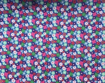 Floral cotton fabric, ditsy floral, navy and pink fabric, 100% cotton, sewing dabruc, cragt fabric, dress fabric, ditsy floral fabric