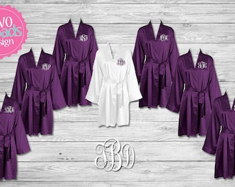 BRIDESMAID ROBES, purple plum robes, bridesmaid satin robes Bride Robe Personalized Bridesmaid Gift, Monogrammed Robes, Purple Plum Robes