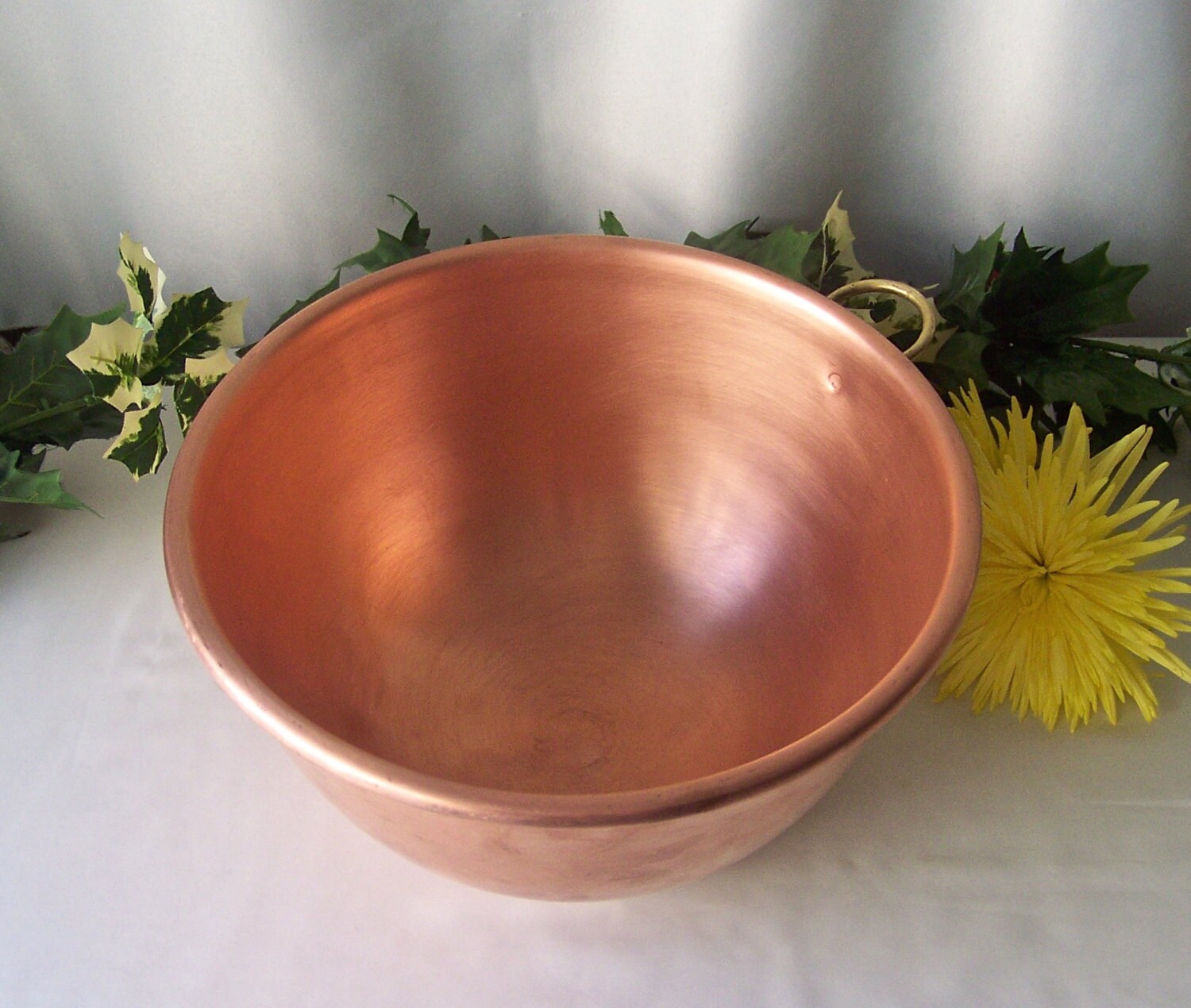 copper mixing bowls with lids
