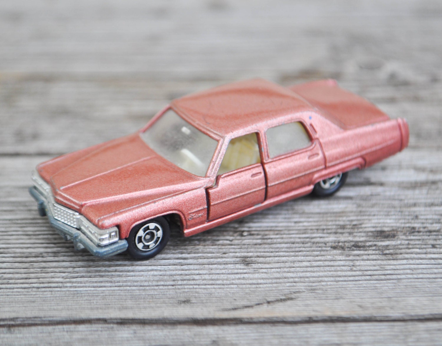 tomica diecast