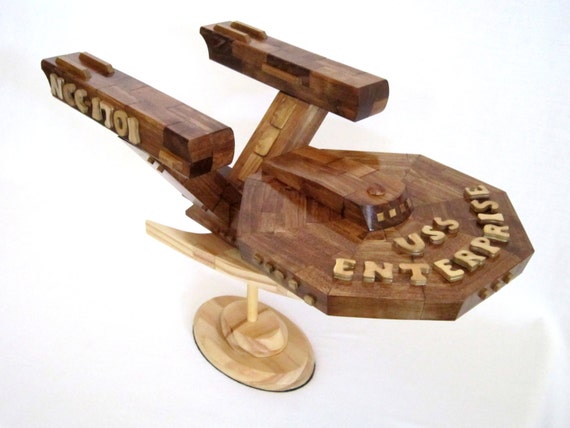 Uss Starship Enterprise Scrap Wood Model Star Trek