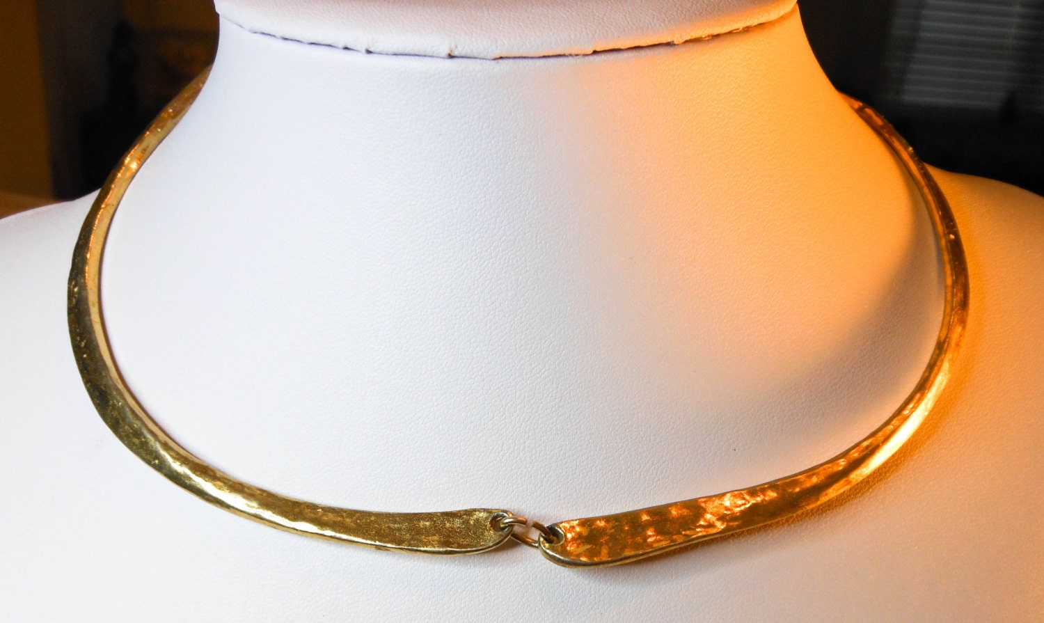 Hammered Gold Collar Necklace Pictures