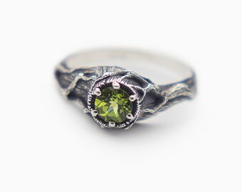 Peridot Ring, Green Stone Ring, Sterling Silver Twig Ring, Peridot Engagement Ring, Tree Branches, Gem, Gemstone, Mineral, Witch Ring