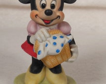 minnie mouse picnic basket toy