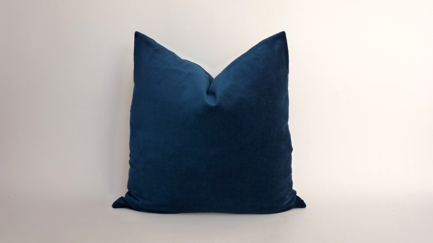 teal velvet pillow case // Blue Velvet Cushion Case // Dark
