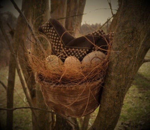 Primitive nest, Primitive Bird, Bird in nest, Primitive Spring, Easter Bird, Easter Nest, Spring Eggs, Easter Eggs, OFG, FAAP