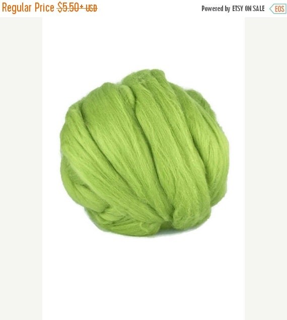 SALE Merino wool roving Superfine 19 microns by DivinityFibers