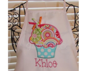 Personalized Children's Apron-Great for Art or Baking- Birthday Apron-Cupcake Applique FREE MONOGRAM