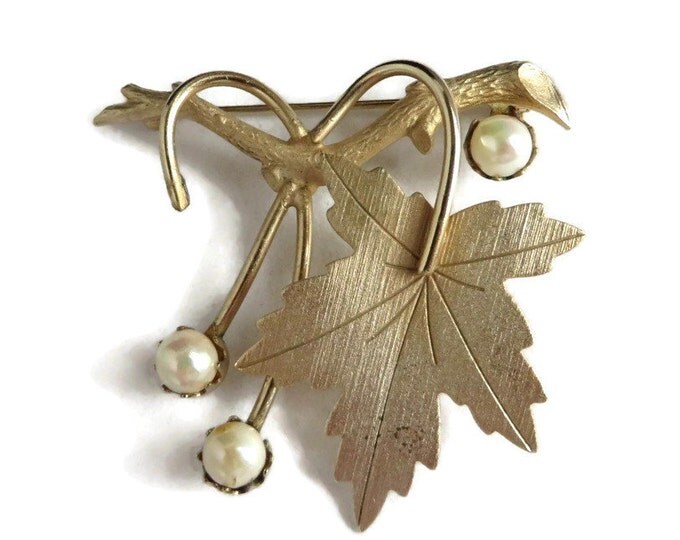 Sarah Coventry Leaf Brooch, Vintage Gold Tone Faux Pearl Pin