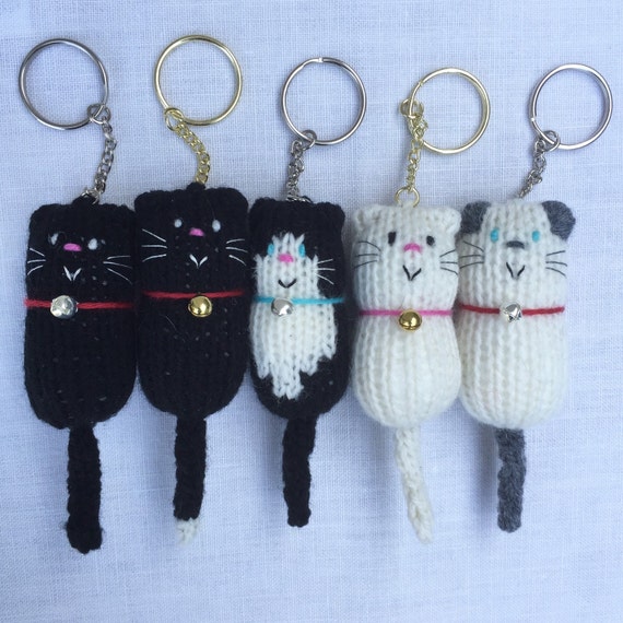 Hand Knitted Fat Cat Keyring by Eggandspoonstudio on Etsy