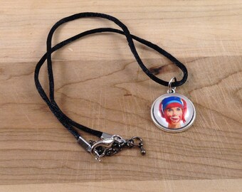 Collier court sur corde Atchoum et ses Microbes - bijoux mode fait main par Créations GEBO - Pour enfants et adultes