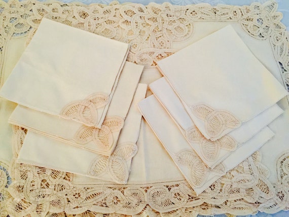 Vintage Formal Lace Set of 6 Placemats and Napkins Off White