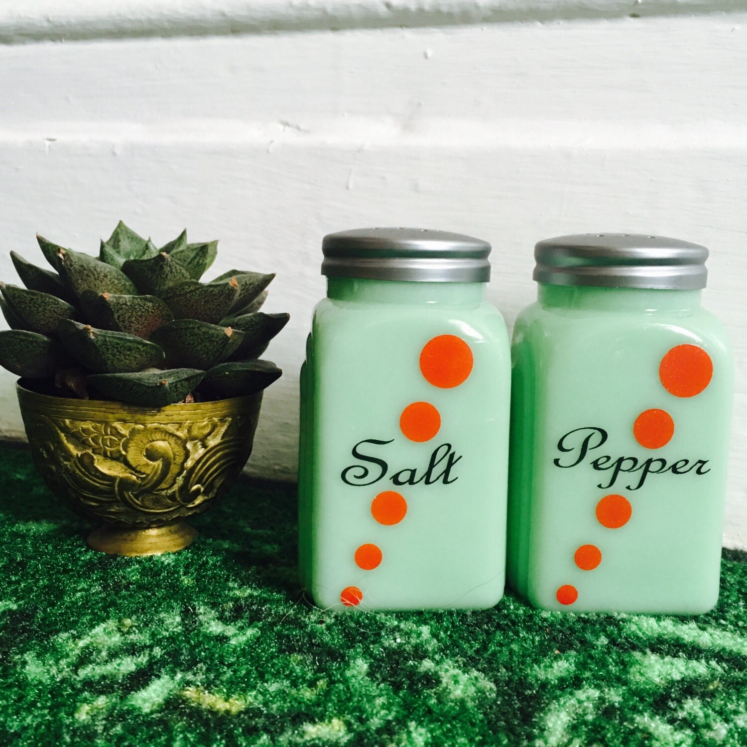 Deco Jadeite Salt Pepper Shaker Set