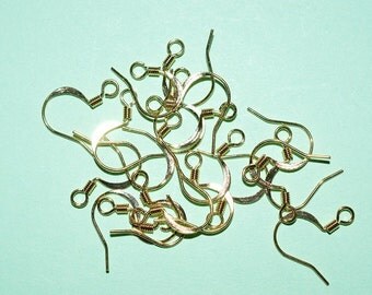20 Shiny Gold Plated French Earwire Hooks (3011510)