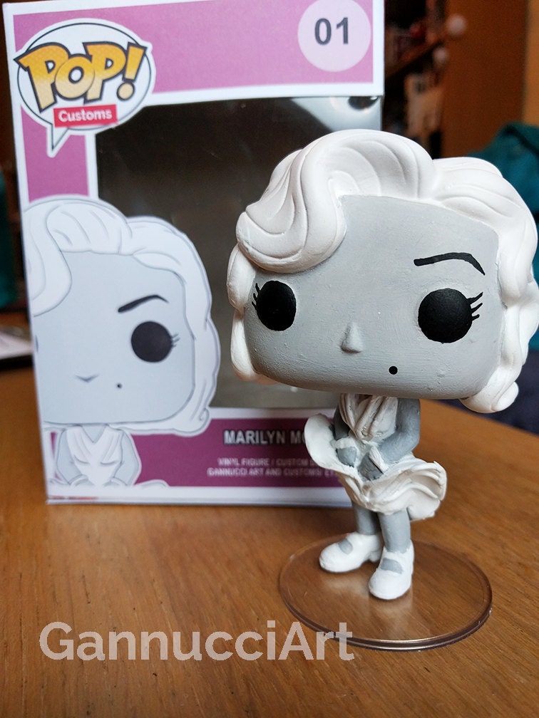 marilyn monroe funko pop 24