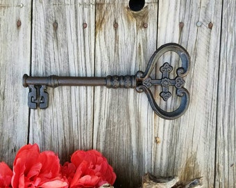 Skeleton key, key decor, decorative wall key, cast iron key decor, rustic key deocr, antique skeleton key, Victorian key, iron anniversary