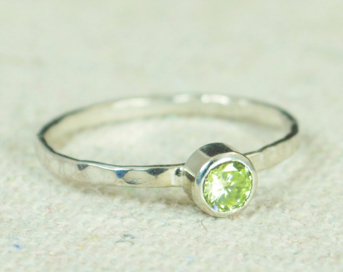 Small Peridot Ring, Hammered Silver, Stackable Rings, Mother's Ring, August Birthstone Ring, Skinny Ring, Mothers Ring, Peridot Ring