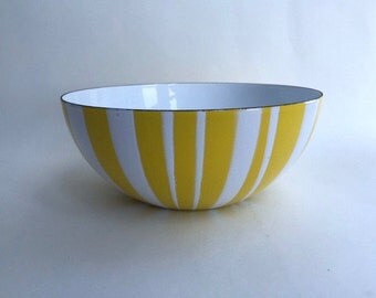 Gorgeous Catherine Holm Striped Enamel Bowl