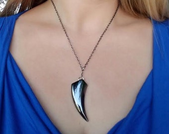 Daenerys Claw Necklace, Dragon Claw Necklace, Daenerys Targaryen Khaleesi Costume, Talon Necklace, Cosplay, Gun Metal Claw Fang Tooth Talon