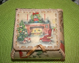 Sewing Kit//Cards Covered with Plastic//Crocheted Together//Vintage Handmade Sewing Kit