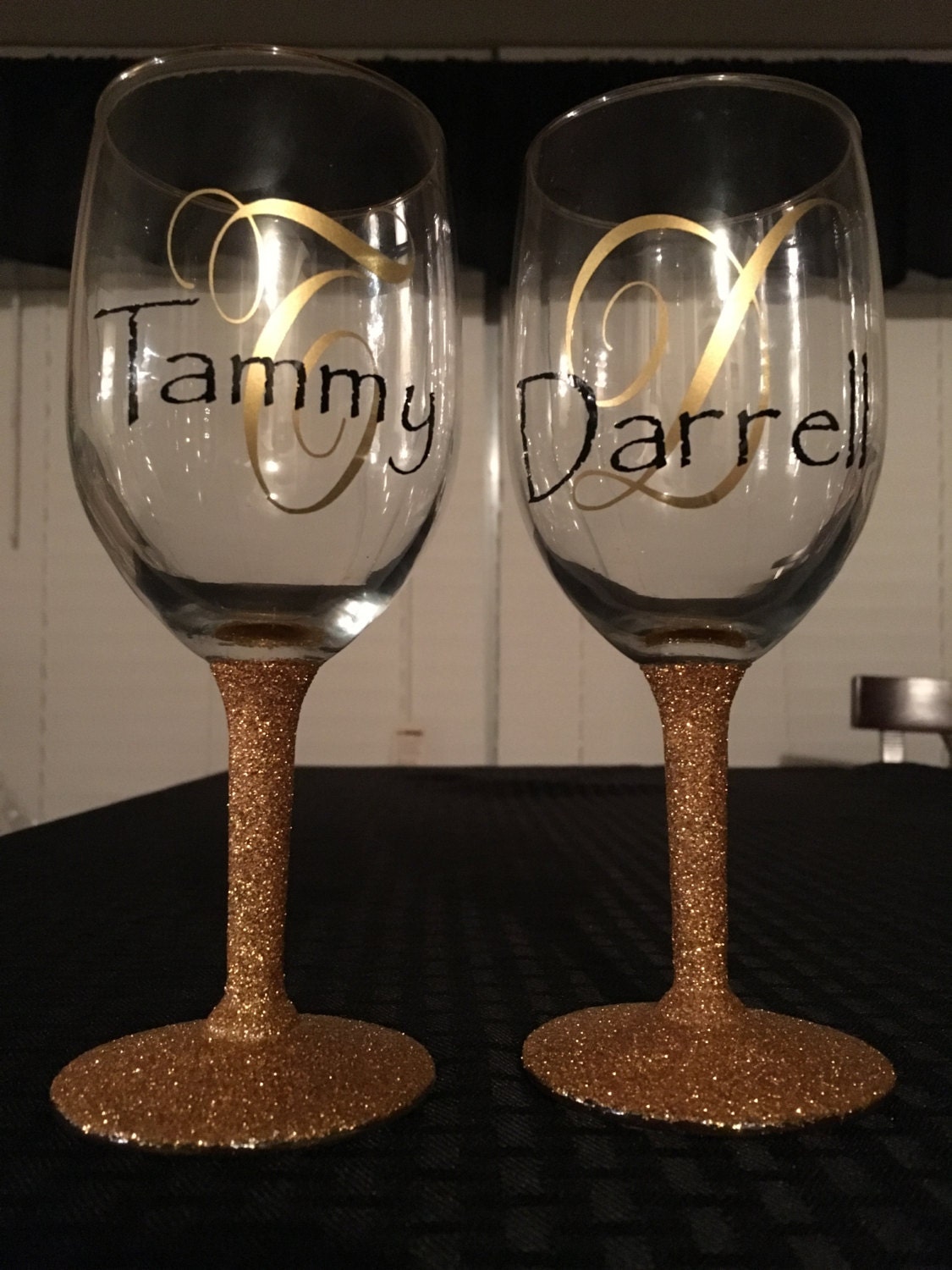 Set of Personalized Glitter-stem wine glasses by MakeItExclusive