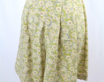 Vintage Green Floral Culottes / Shorts Size S