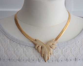 80s NAPIER Necklace - Gold Tone Flat Chain Necklace- Cream Enamel Necklace - Vintage Napier Leaf Necklace