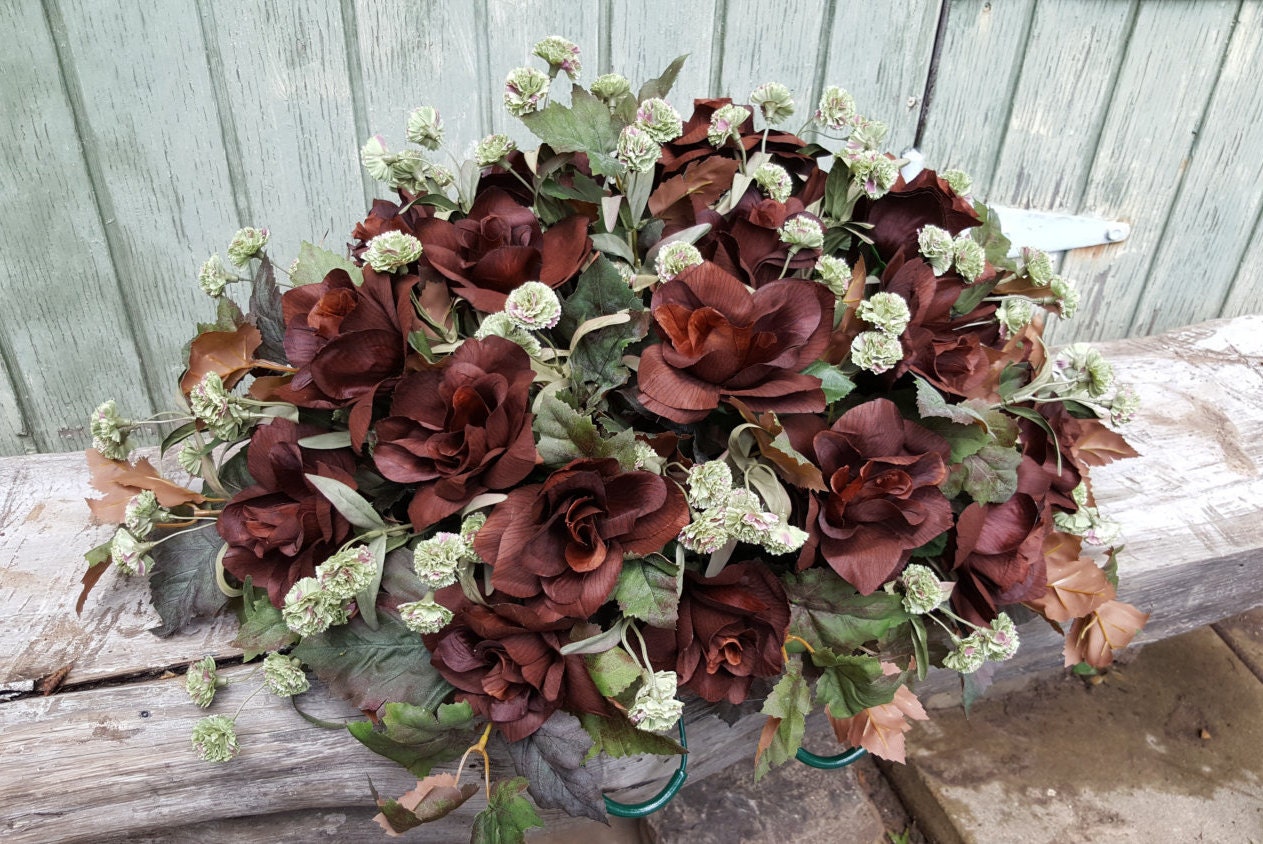 Tombstone Saddle arrangement