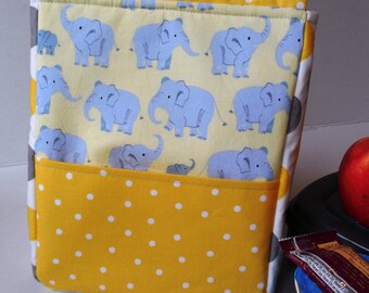 Lunch Bag, Insulated Adorable Elephants with Front Pocket
