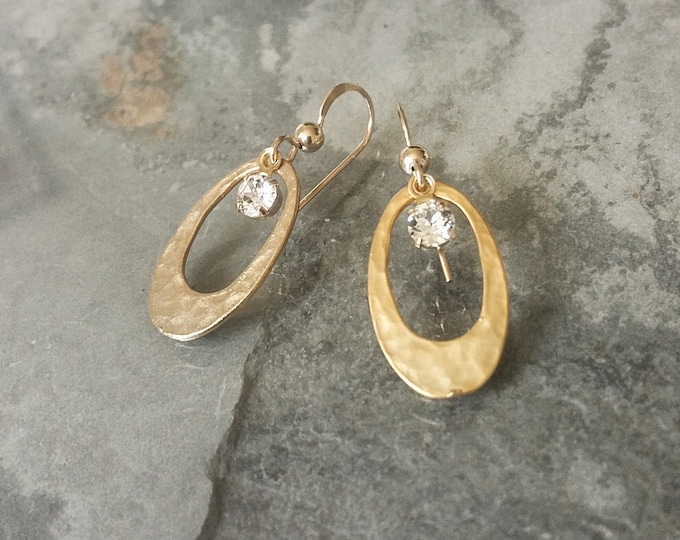 Crystal Earrings, Gold Crystal Earrings, Gold Oval Crystal Earrings, Oval Crystal Earrings, Gold Crystal Earrings, Oval Earrings