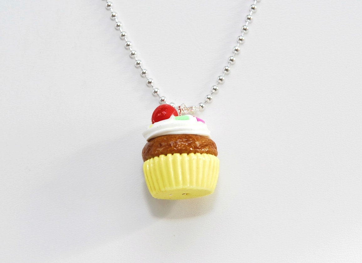 Cupcake NecklacePolymer ClayWomen AccessoriesChristmas