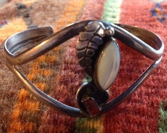 Vintage Native American Sterling Silver & Stone Cuff Bracelet