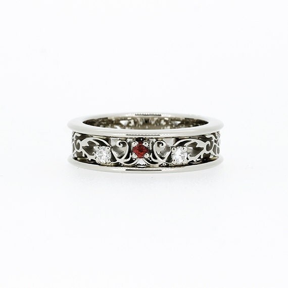 Finnish filigree ring with diamonds by TorkkeliJewellery