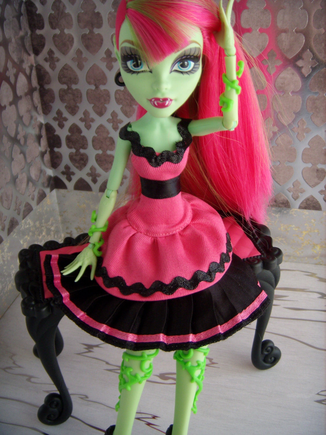 mh high fashion black and fuchsia dress mh high fashion black and fuchsia dress